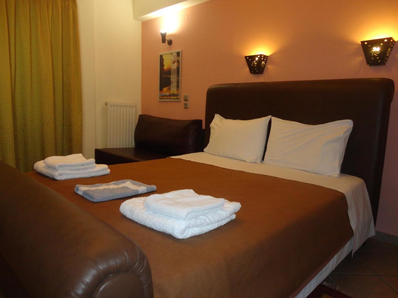 Lirio Guest House Makrakómi Eksteriør bilde